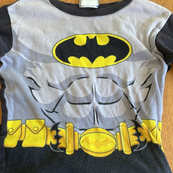 Boy’s 🦇 BATMAN Bundle Size 8; face mask zipper hoodie two pair of pajamas Lego - Picture 12 of 13